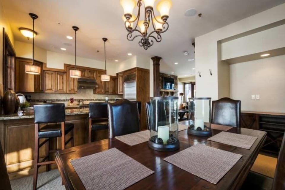 Condo | Private kitchen | Full-size fridge, microwave, oven, stovetop