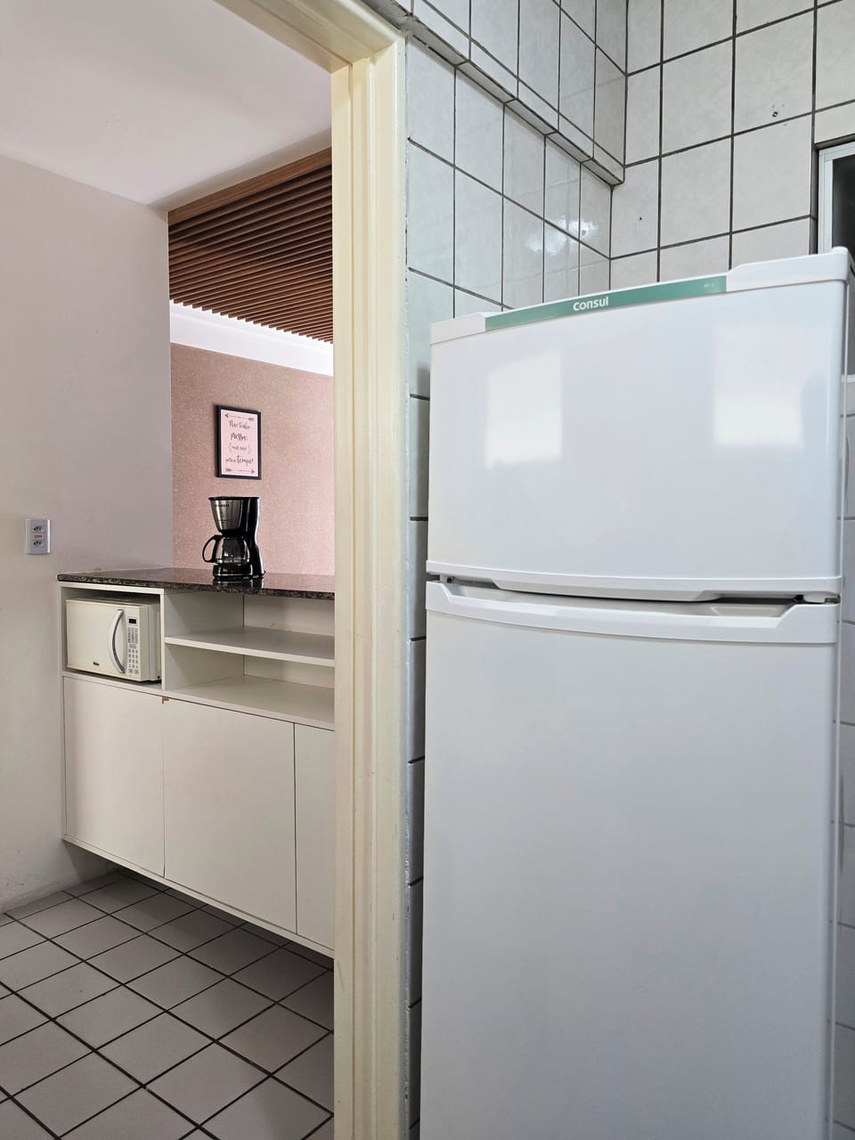 Apartment | Private kitchen | Microwave, coffee/tea maker, blender, cookware/dishes/utensils