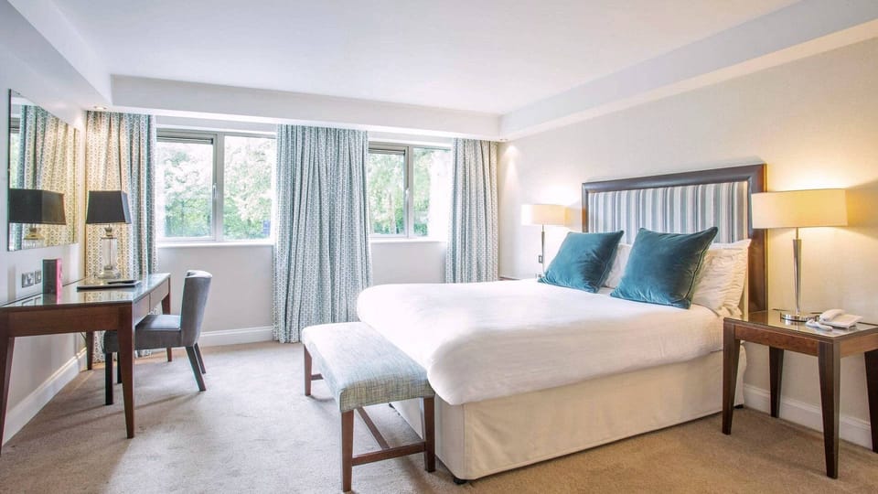 Superior Double Room | In-room safe, desk, iron/ironing board, free WiFi