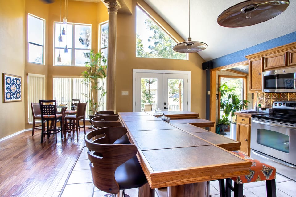 Island + small dining table 