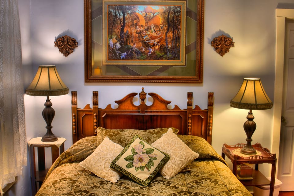 Ford Queen, Single, Kitchen | Individually decorated, individually furnished, soundproofing