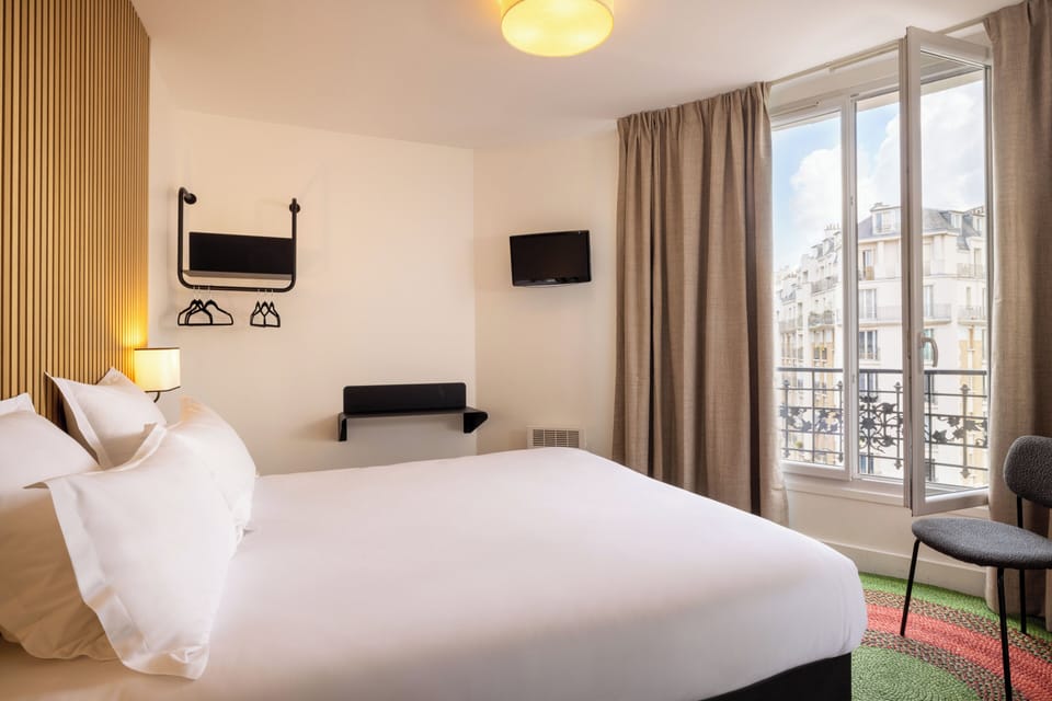 Standard Double Room | Blackout drapes, soundproofing, iron/ironing board, free WiFi