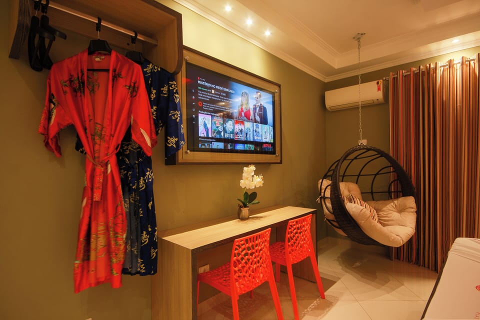 Romantic Double Room, 1 King Bed | Desk, free WiFi