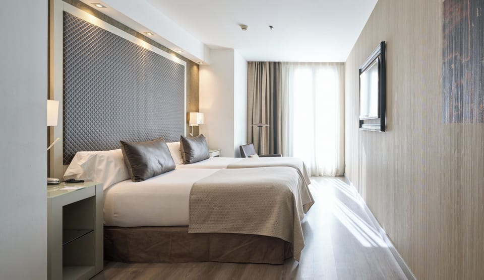 Minibar, in-room safe, desk, soundproofing