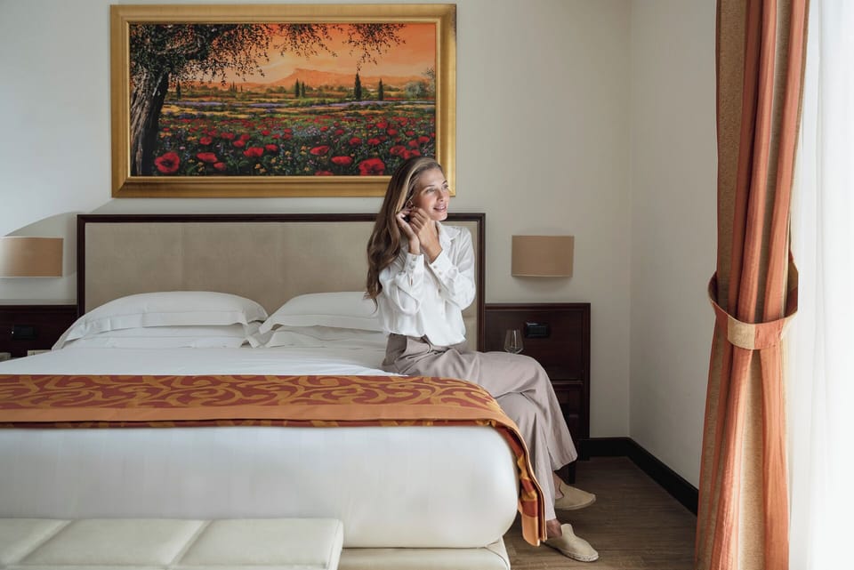 Executive Double or Twin Room | Hypo-allergenic bedding, memory foam beds, minibar, in-room safe