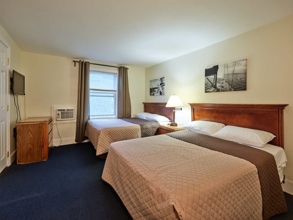 Standard Room, 2 Double Beds, Non Smoking (no balcony, no view) | Free WiFi, bed sheets