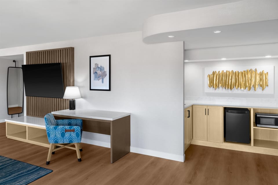 Presidential Suite, Non Smoking | Minibar