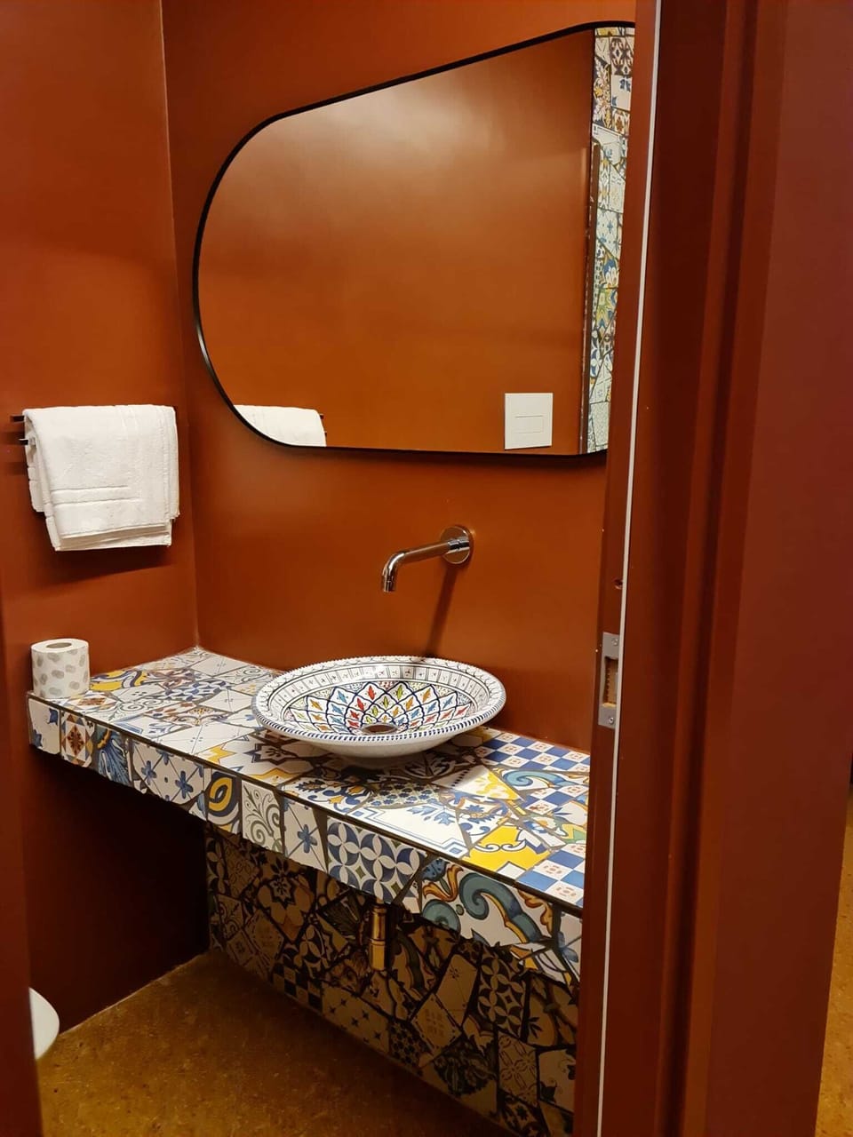 Deluxe Triple Room | Bathroom | Shower, free toiletries, hair dryer, bidet