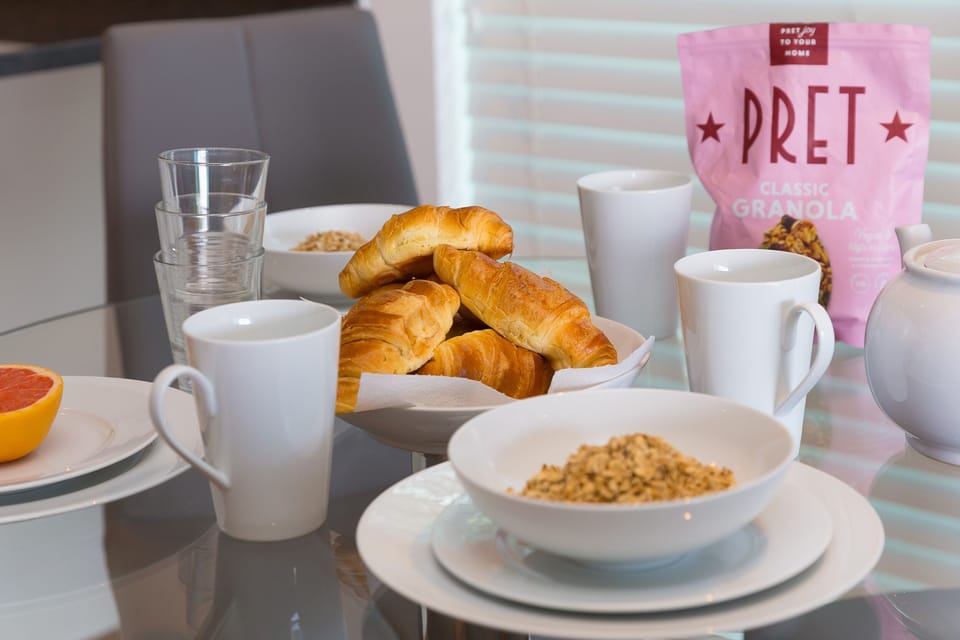 Cottage | Dining