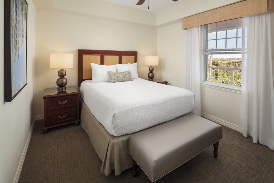 2 bedrooms, in-room safe, iron/ironing board, free WiFi