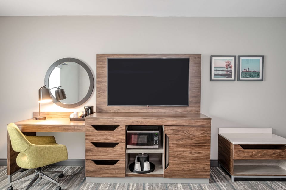 Room, 2 Double Beds, Accessible, Bathtub (Mobility & Hearing) | Desk, blackout drapes, iron/ironing board, rollaway beds