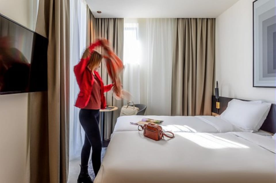 Superior Room, 1 Double Bed | Down comforters, memory foam beds, desk, laptop workspace