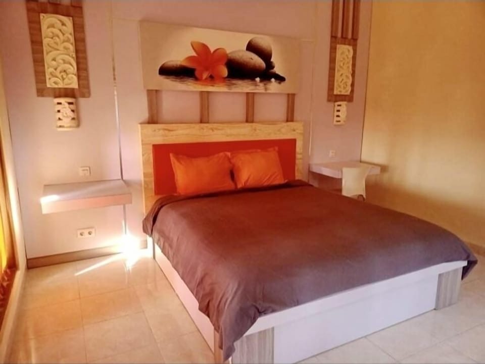 Premium bedding, Tempur-Pedic beds, in-room safe, individually decorated