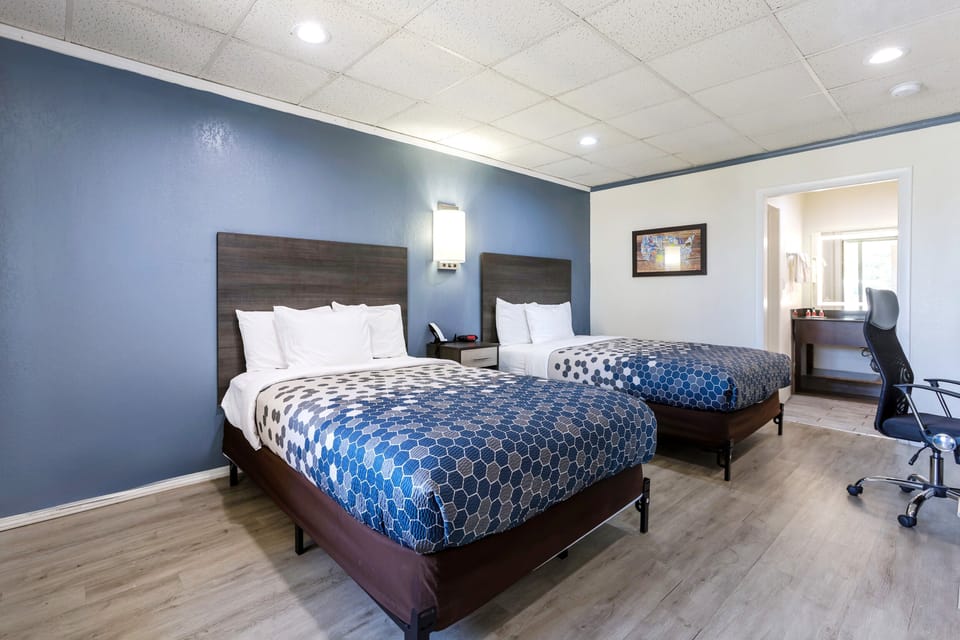 Room, 2 Double Beds, Non Smoking | Free WiFi, bed sheets