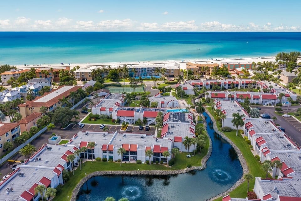 Condo, 1 Bedroom | Pool