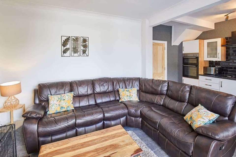 Seagull Cottage, Bridlington - Host & Stay