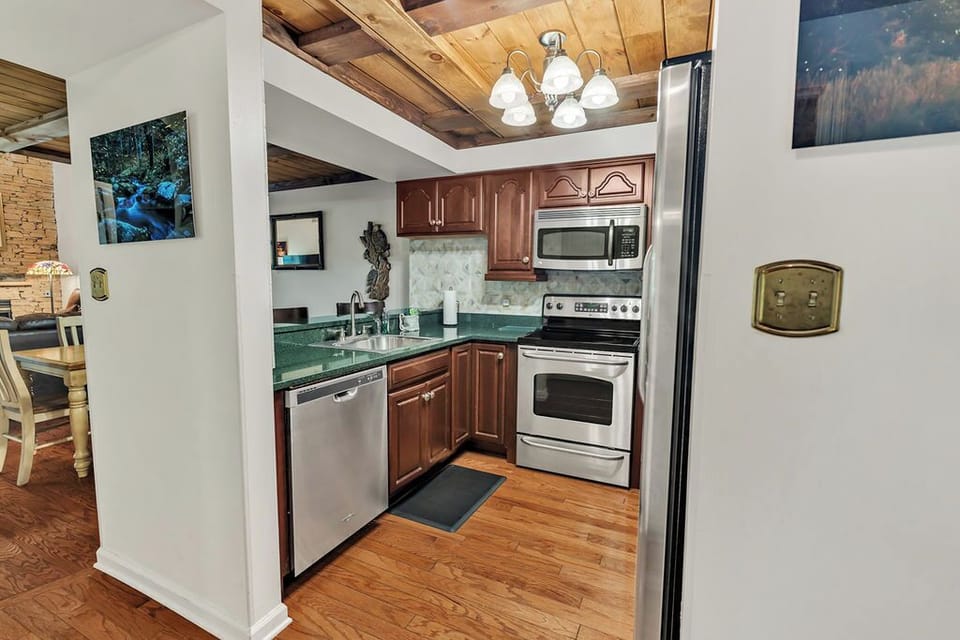nice open kitchen with bar