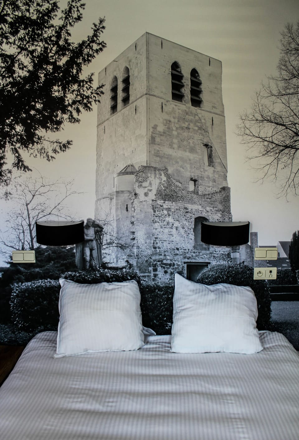 Desk, blackout drapes, free WiFi, bed sheets