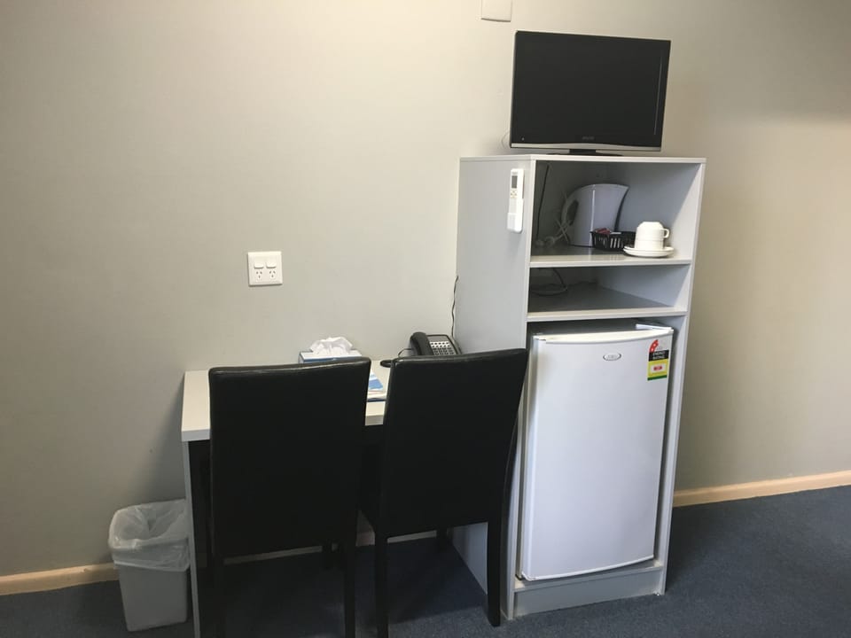 Family Twin Room, Multiple Beds | Desk, free WiFi, bed sheets