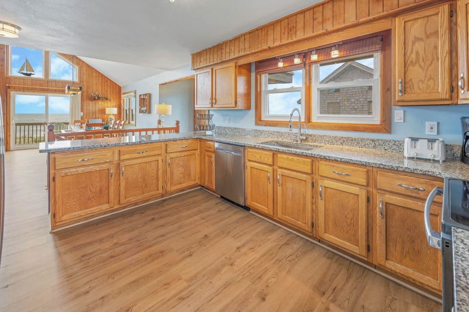 Surf or Sound Realty - 1064 - Patagonia by the Sea - Kitchen -2