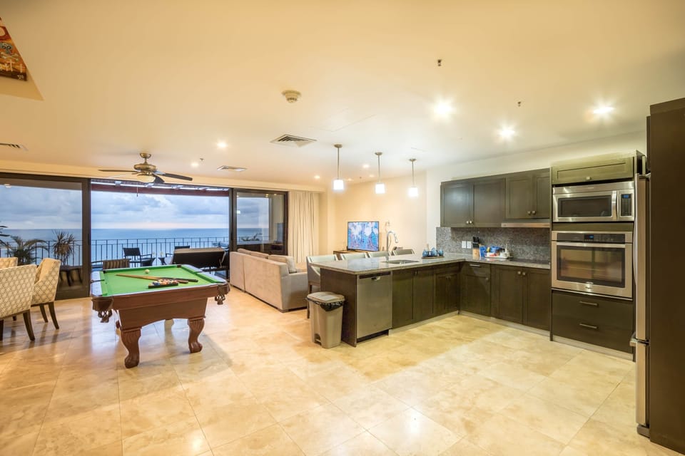 Open Kitchen