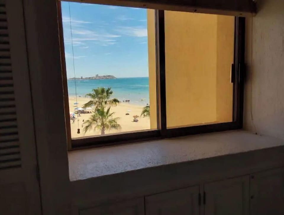Wake up to this view everyday. Not a bad way to start your day.