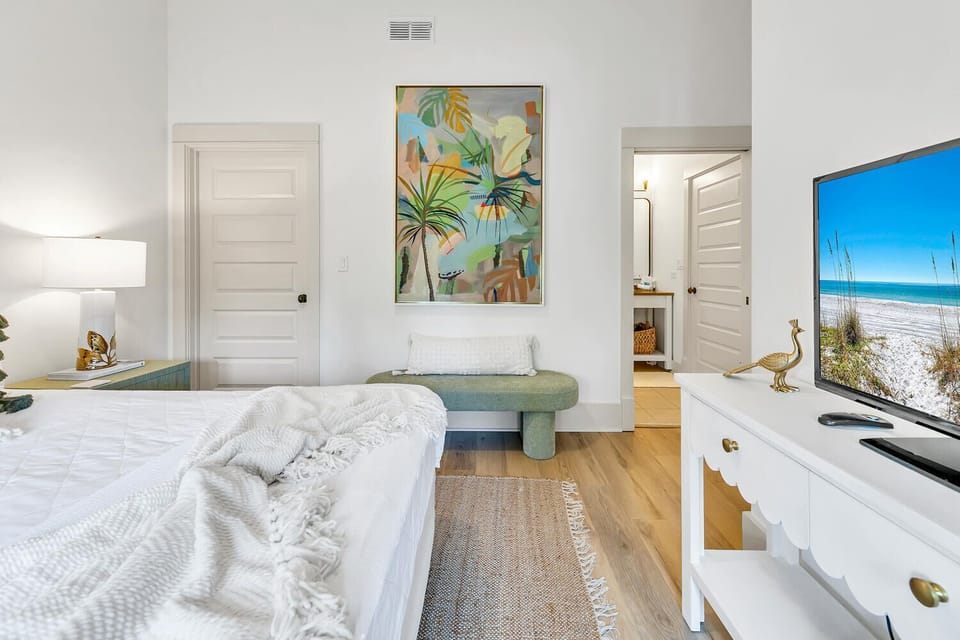 Guest bedroom