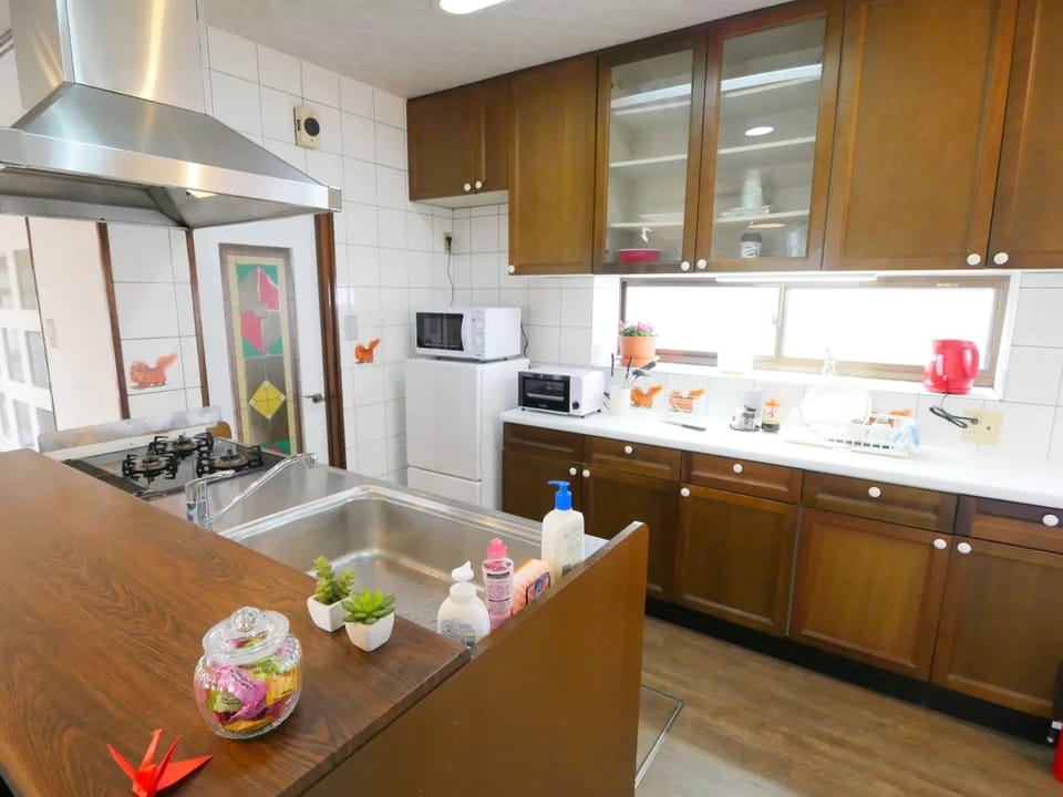 kitchen with counter