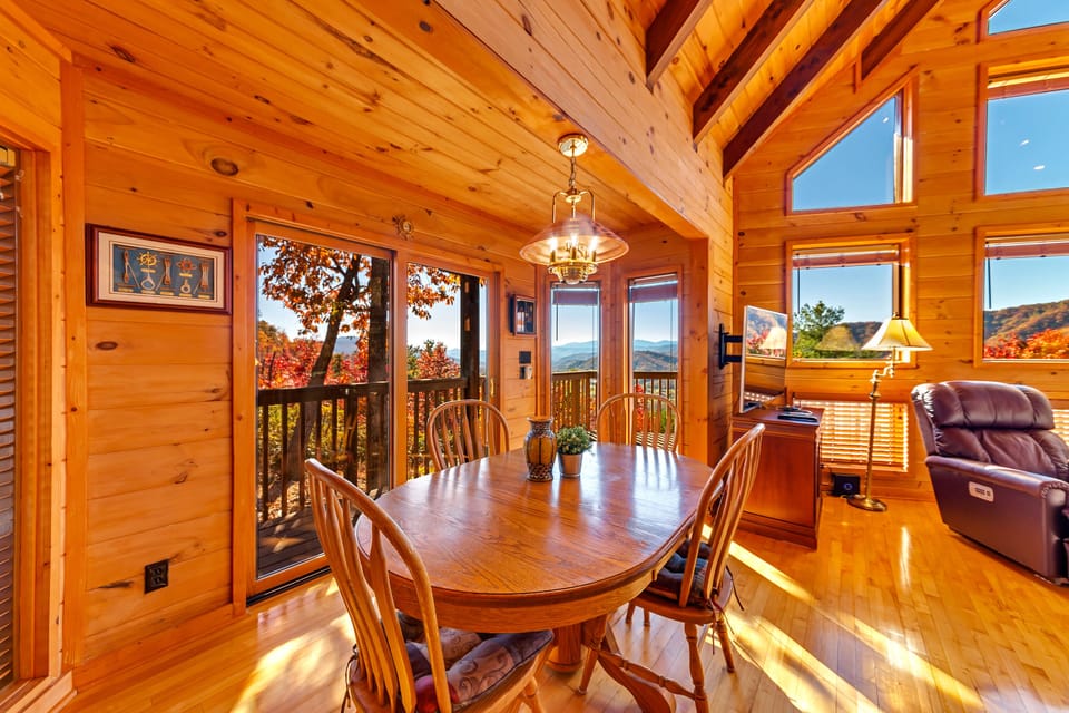 Main level dining are 1/2