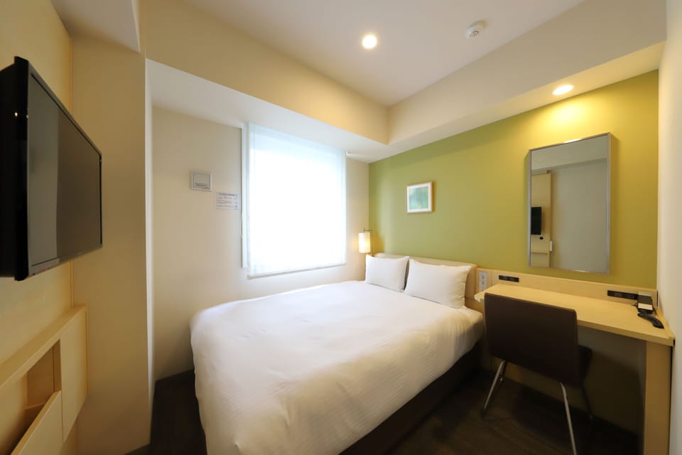 Double Room | Desk, free WiFi, bed sheets