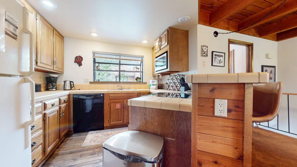 Condo, 2 Bedrooms | Private kitchen | Coffee/tea maker, fridge, oven, toaster
