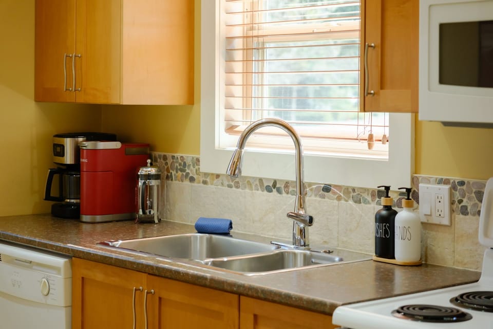Stocked kitchen with all the essentials