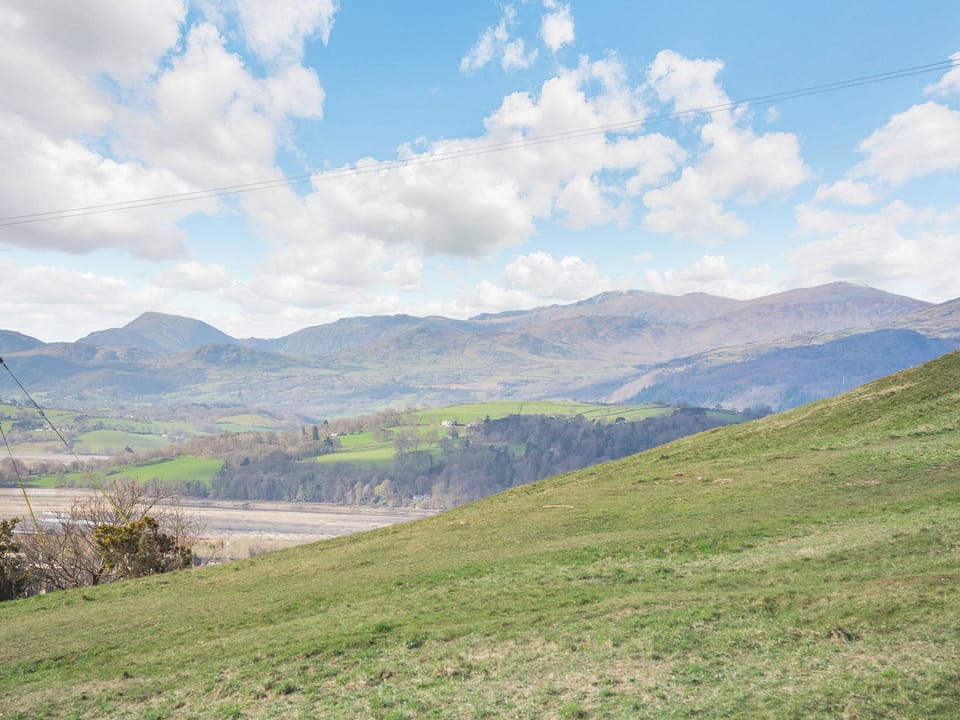 Double bedroom | Blodfryn, Bryn Pydew, near Llandudno