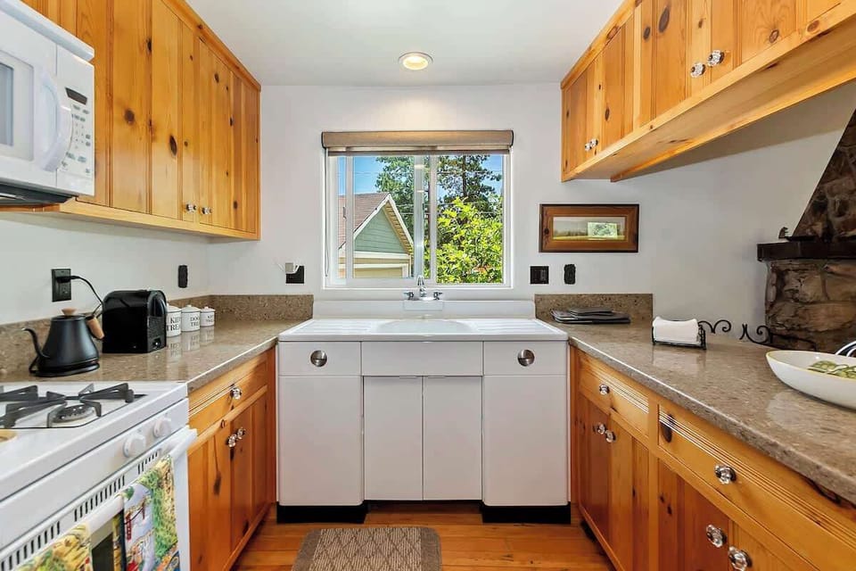 kitchen sink 