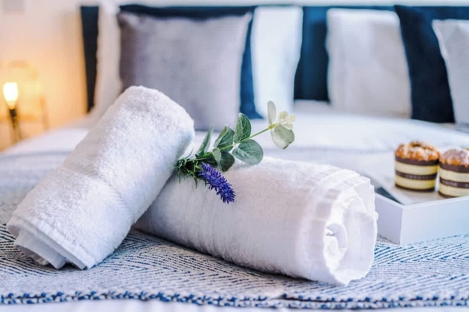 Bedroom 1 can be configured as a super-king or two singles at the guests' request.