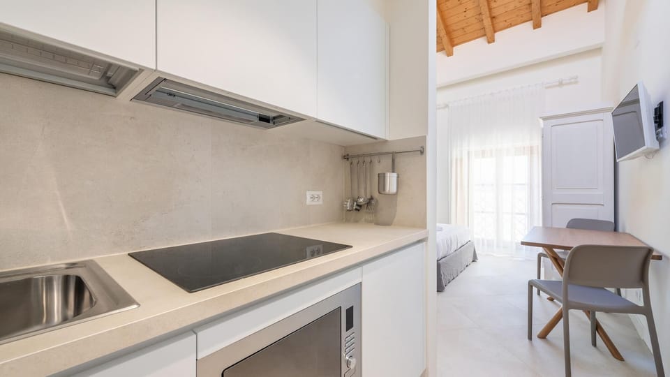 House | Iron/ironing board, WiFi