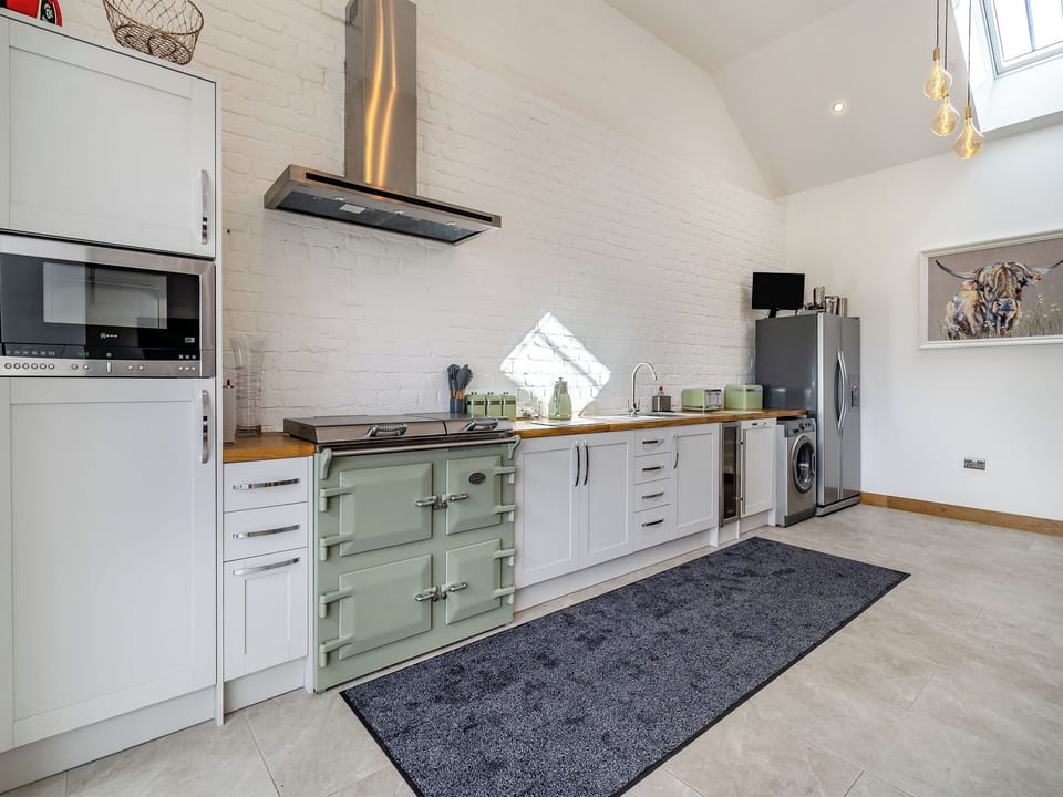 Kitchen area | Y Gelli, Pontyates