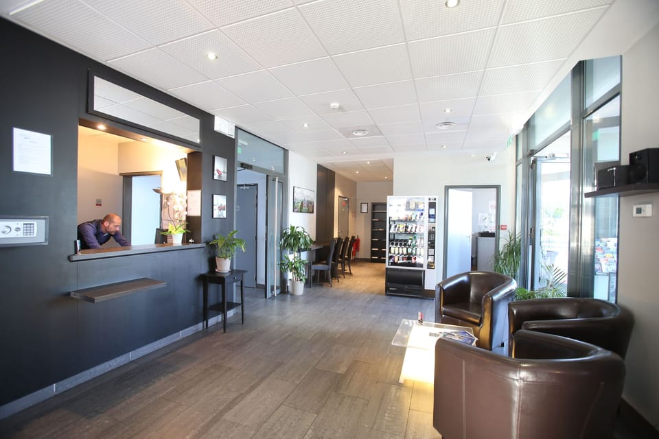 Enjoy the convenience of having a guest services team on-site.