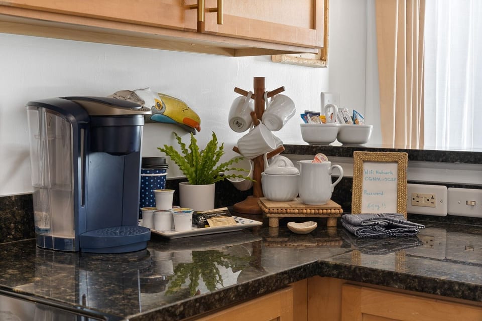 Coffee Bar With Samples to Enjoy 