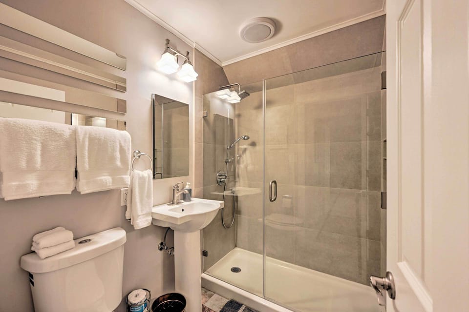 Bathroom | Complimentary Toiletries
