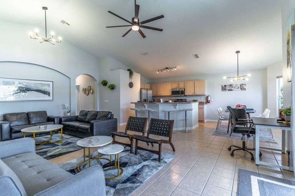 Open Floor Plan Keeps Everyone Connected