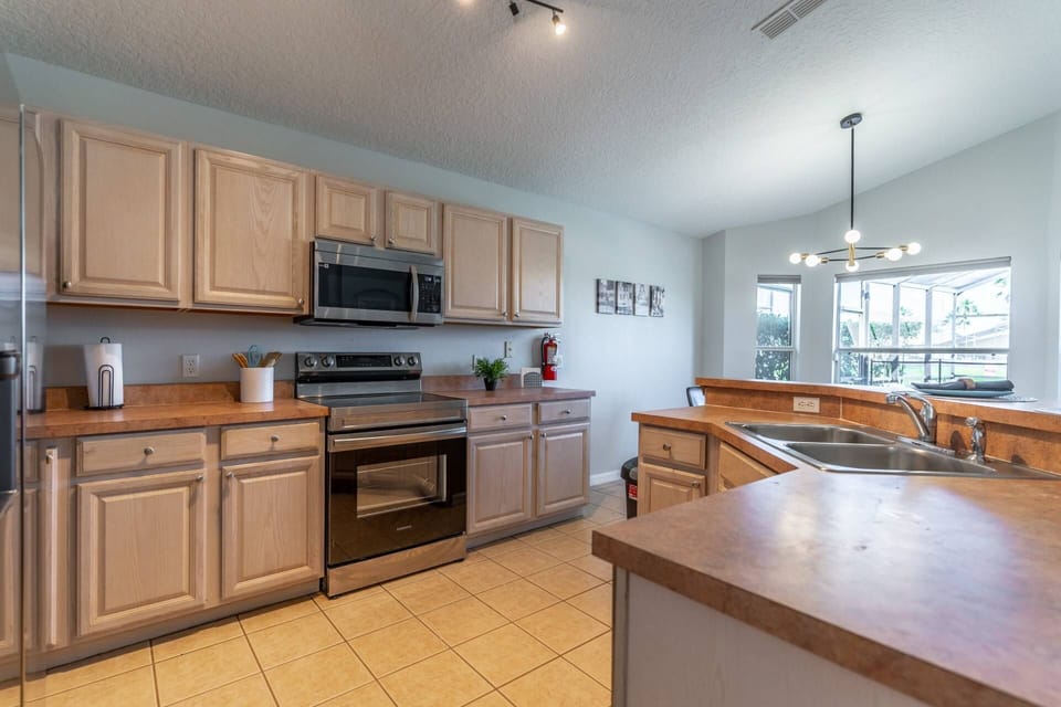 All Major Appliances and Many Small Appliances & Kitchen Gadgets For Your Convenience
