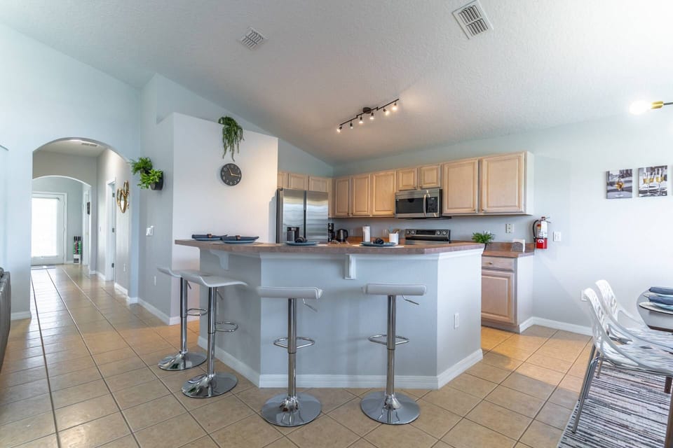 Breakfast Bar Seating For Four (4) Guests