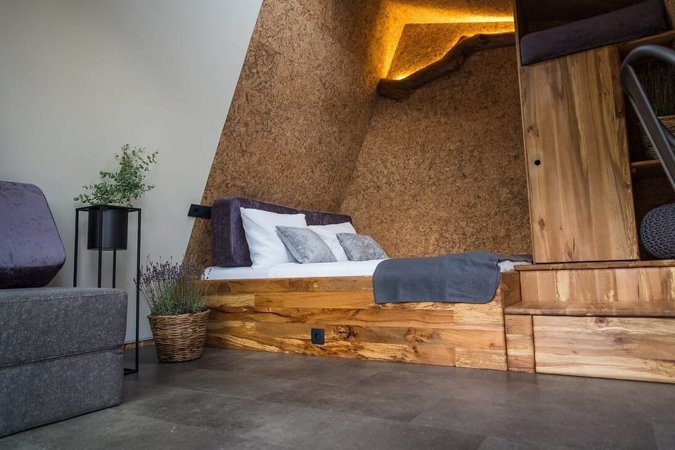 Deluxe Cabin | Laptop workspace, free WiFi