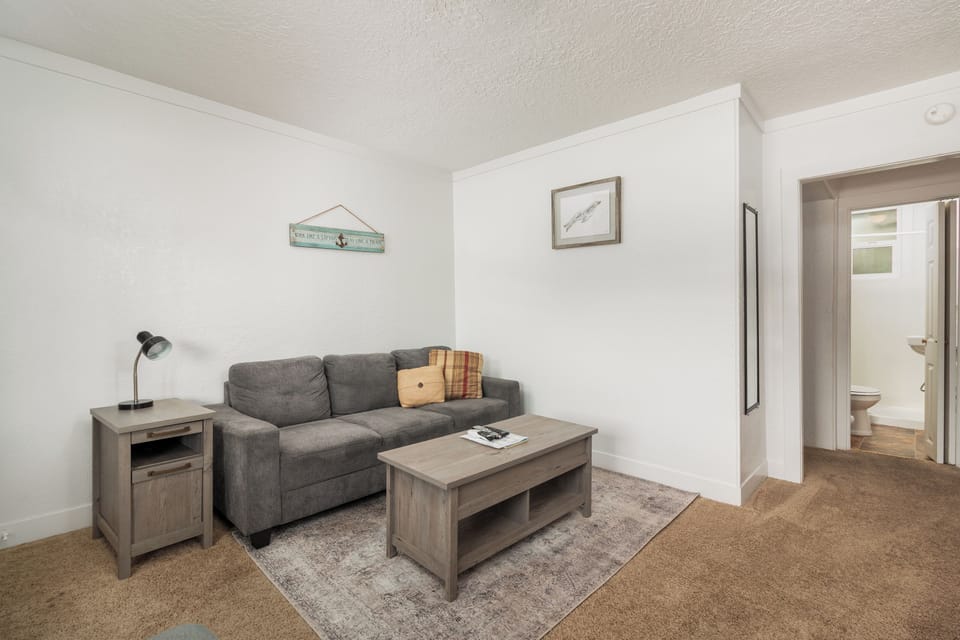 Ocean Terrace Condominiums Apartment in Lincoln City