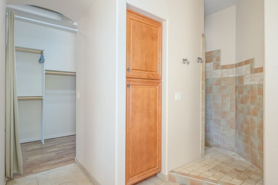 House, 3 Bedrooms | Interior
