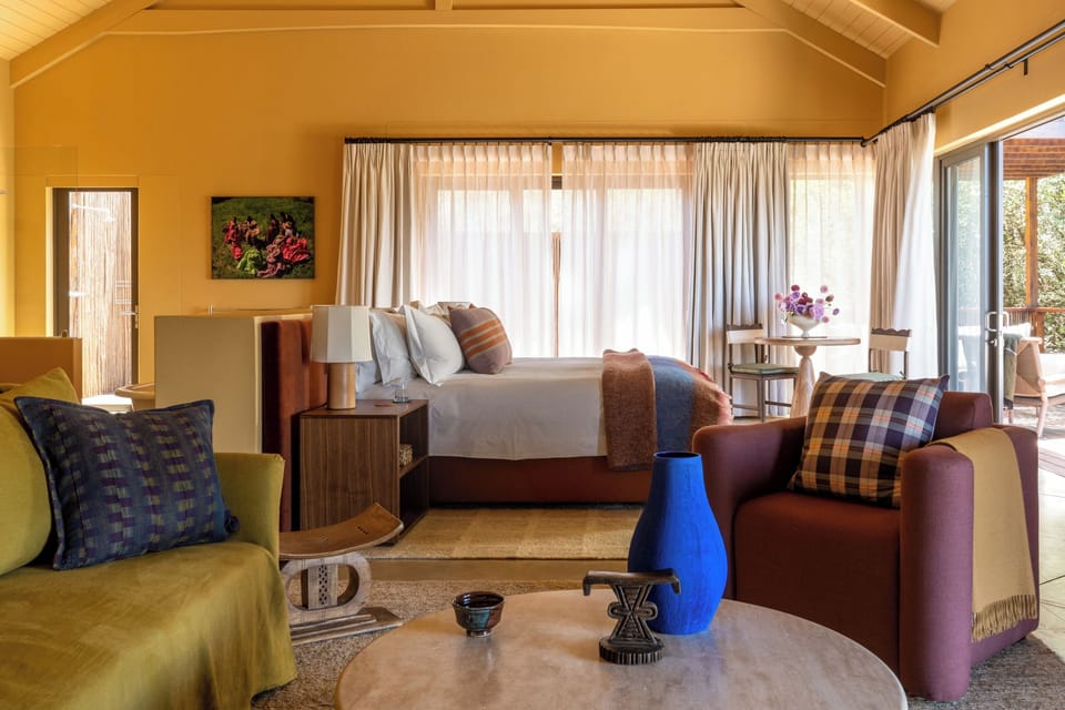Honeymoone Suite with Plunge Pool | Premium bedding, minibar, in-room safe, soundproofing