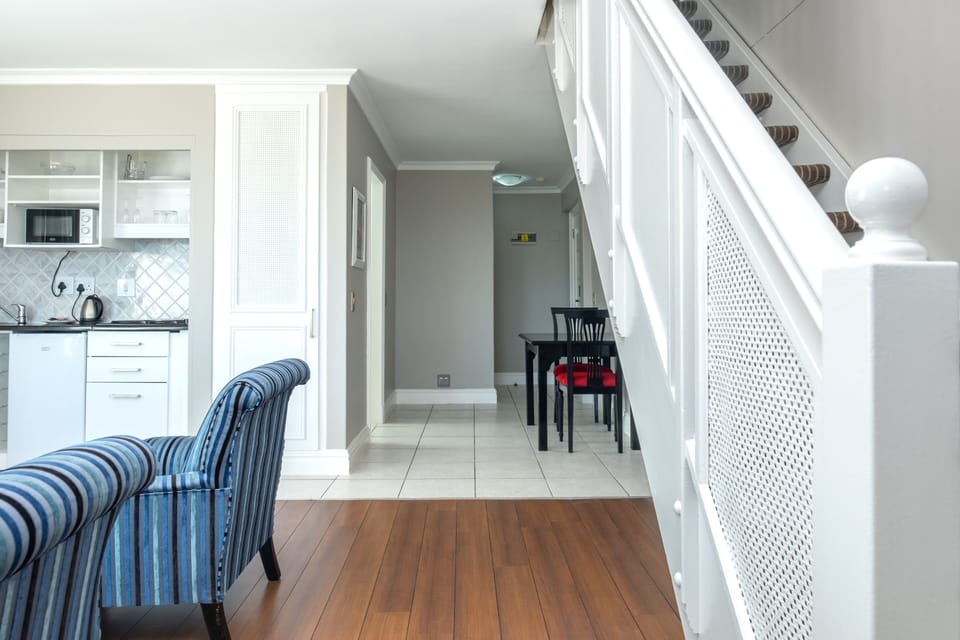 Standard Duplex | Living area | LCD TV
