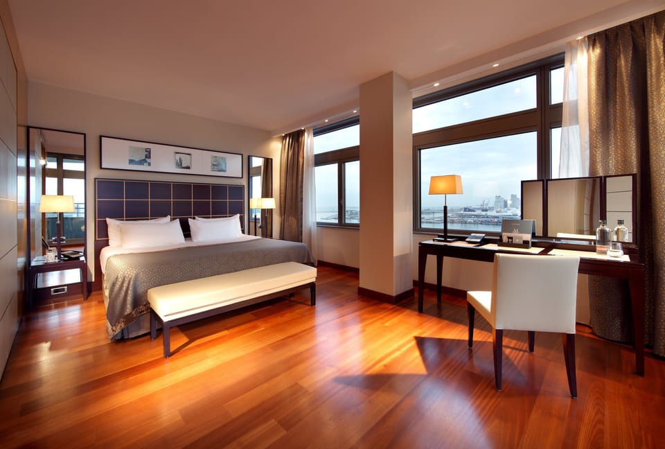 Grand Suite | Premium bedding, minibar, in-room safe, individually furnished