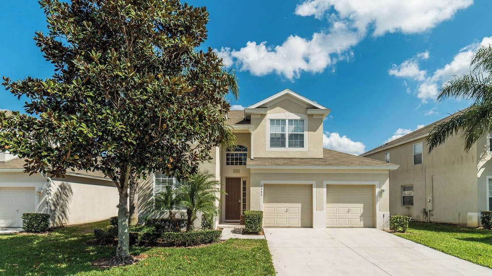 Beautiful 5 bed 5 bath villa located in Windsor Hills Resort